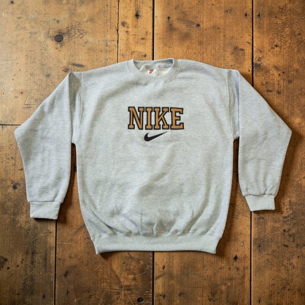 Nike vintage reworked embroidered unisex sweatshirt size M